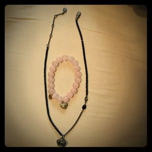 Juicy necklace and bracelet